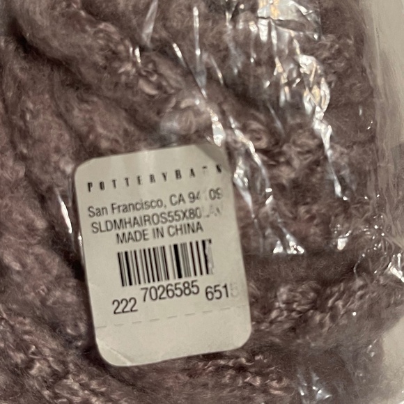 Pottery Barn Oversized Mohair Throw - Lavender NWT - Picture 4 of 5